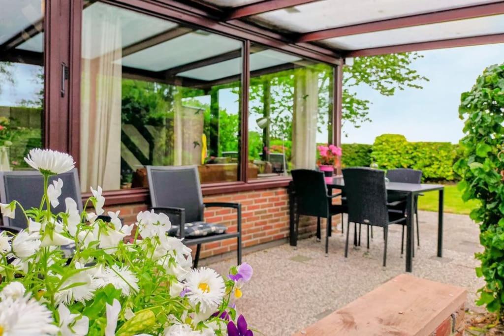 Zeeuwse Rust Stavenisse Villa Bagian luar foto